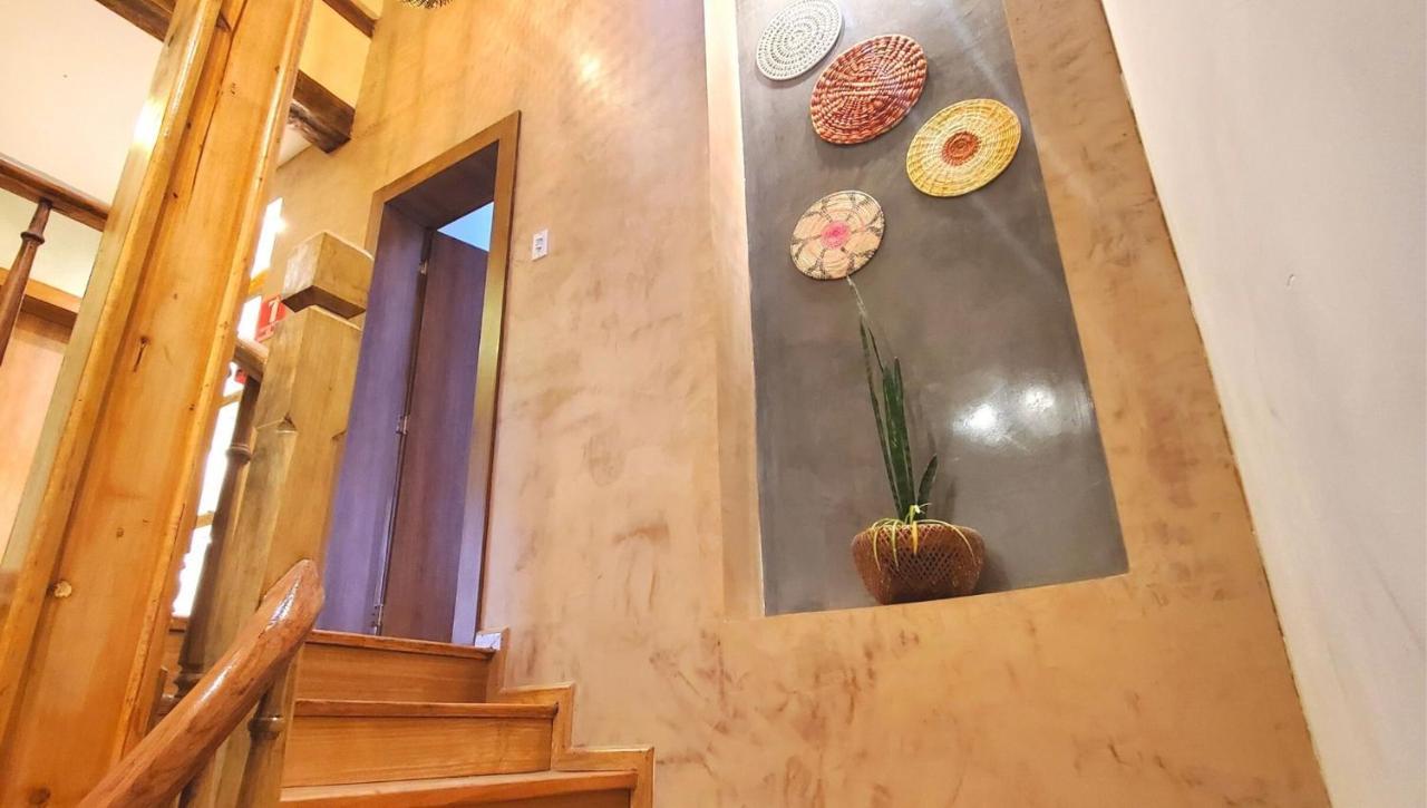 Hotel Inti Кито Екстериор снимка