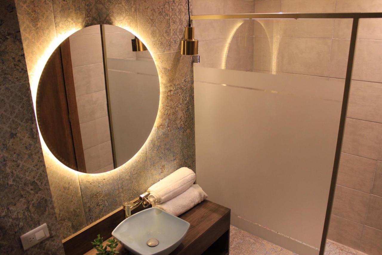 Hotel Inti Кито Екстериор снимка