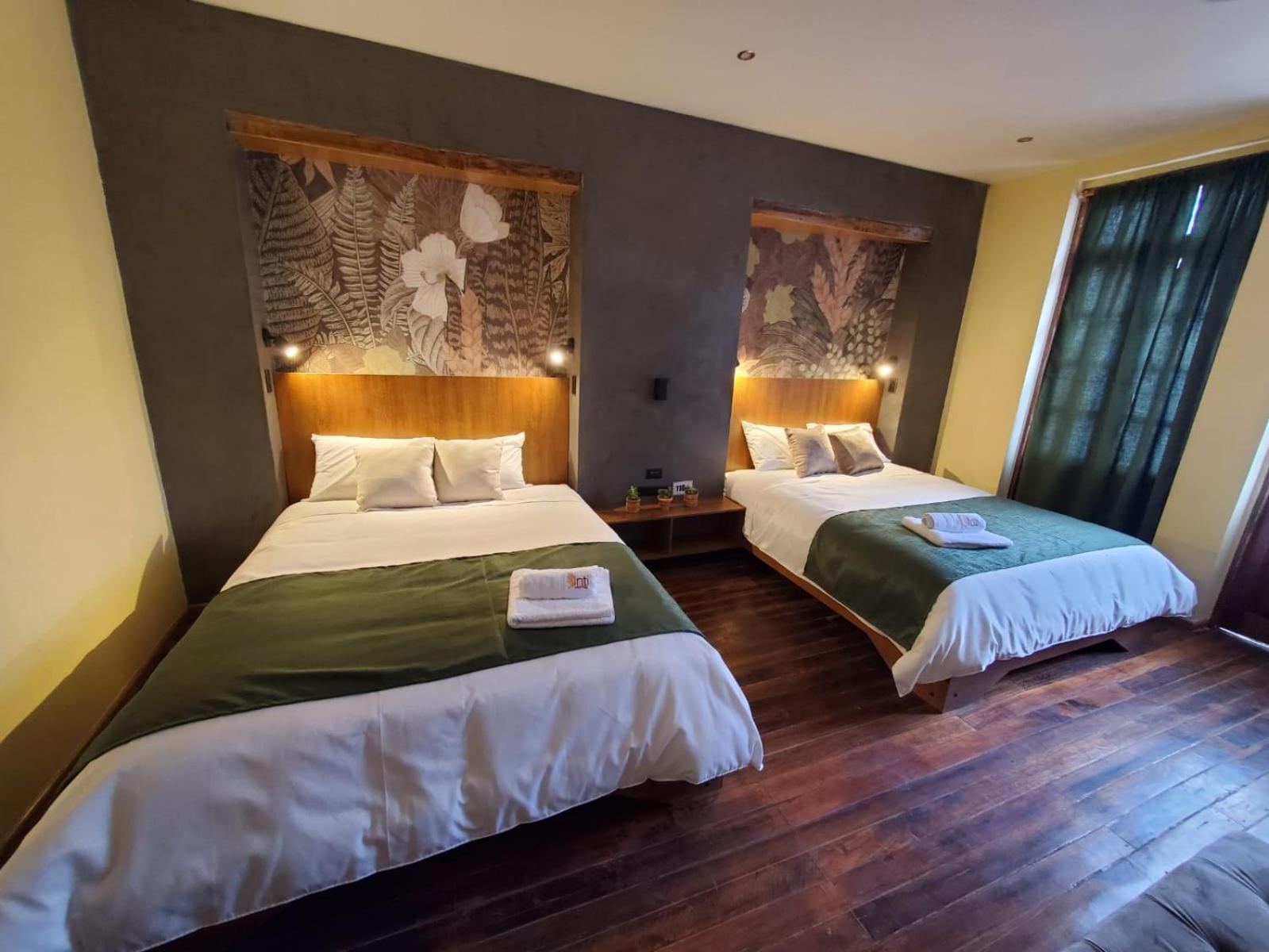 Hotel Inti Кито Екстериор снимка