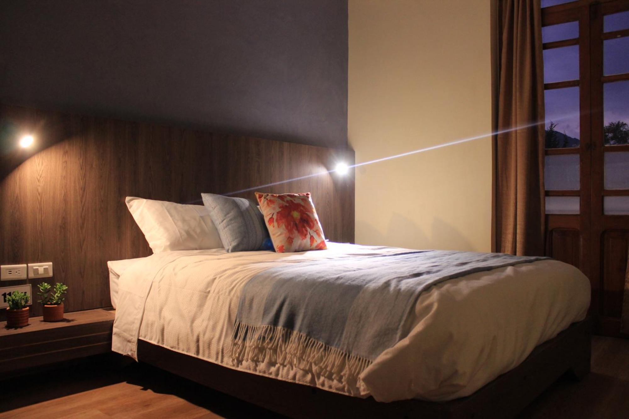 Hotel Inti Кито Екстериор снимка